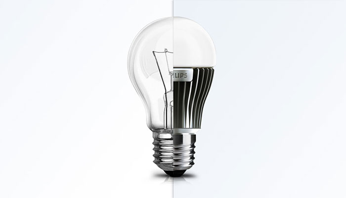 Комбіноване зображення звичайної та світлодіодної ламп