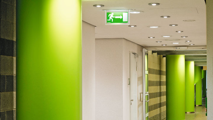  Световые решения Philips для офисов установлены в коридорах компании Provinzial Rheinland Versicherung AG