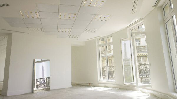 Улучшение качества рабочего места благодаря световым решениям Philips для офисов 