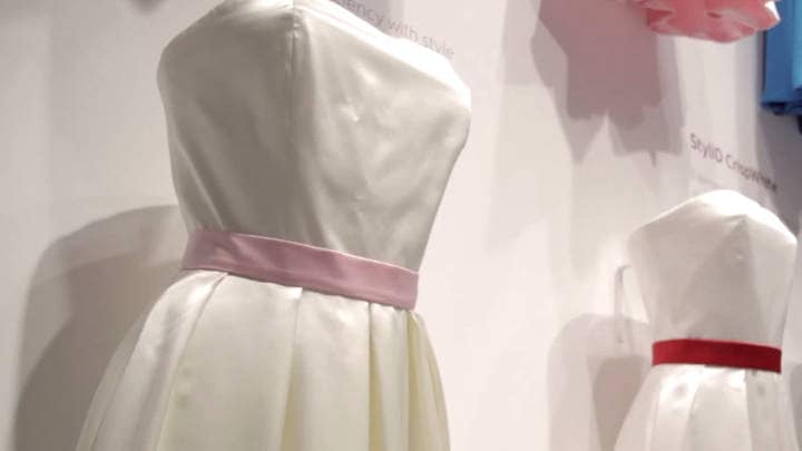 Перегляньте презентацію світильника Philips StyliD CrispWhite на конференції EuroShop 2014