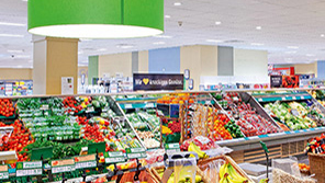 Фрукти у світлі обладнання для супермаркетів Philips виглядають якнайкраще на прилавках EDEKA (Ґлюкштадт, Німеччина)